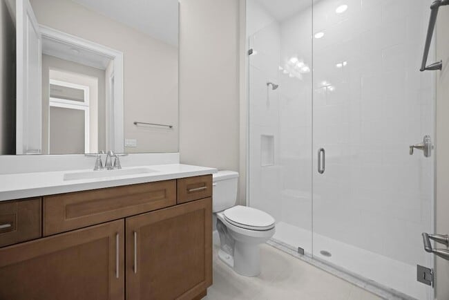 Building Photo - 5741 Beechnut Dr