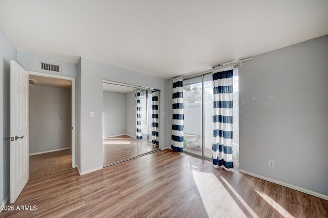 Building Photo - 4204 N 38th St