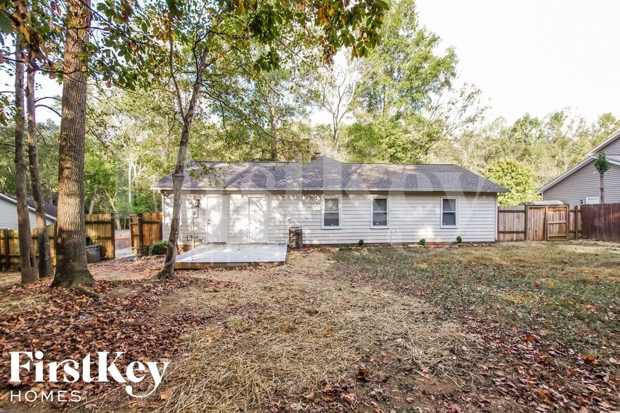 Building Photo - 908 Foxborough Rd