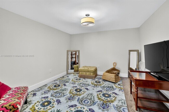 Building Photo - 200 E Palmetto Park Rd