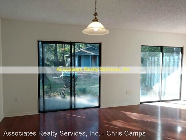 Primary Photo - 3 br, 2.5 bath House - 3020 NW 28th Cir
