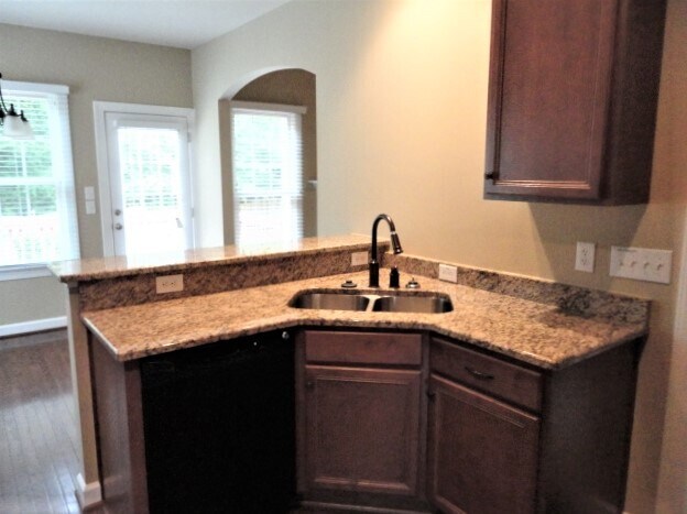 Building Photo - 1105 Crystalwater Dr