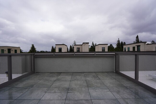 Building Photo - New Construction End Unit Luxury Townhome in Central Sunnyvale Location!