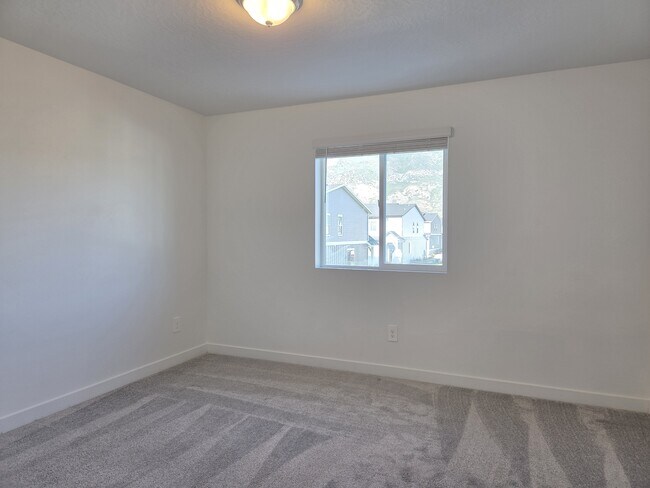 Building Photo - 10026 Dorado Wy