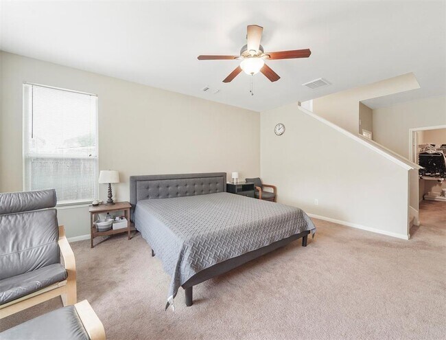 Building Photo - 2806 Crestbrook Bend Ln