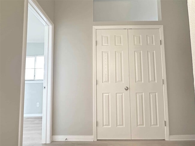 Building Photo - 4144 Greystone Way