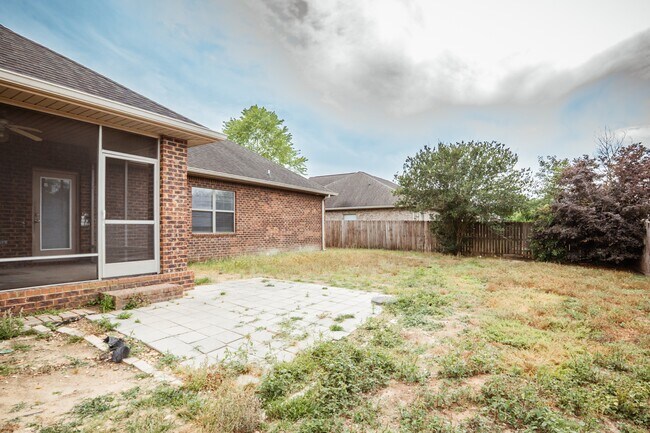 Building Photo - 406 Pendo Pl