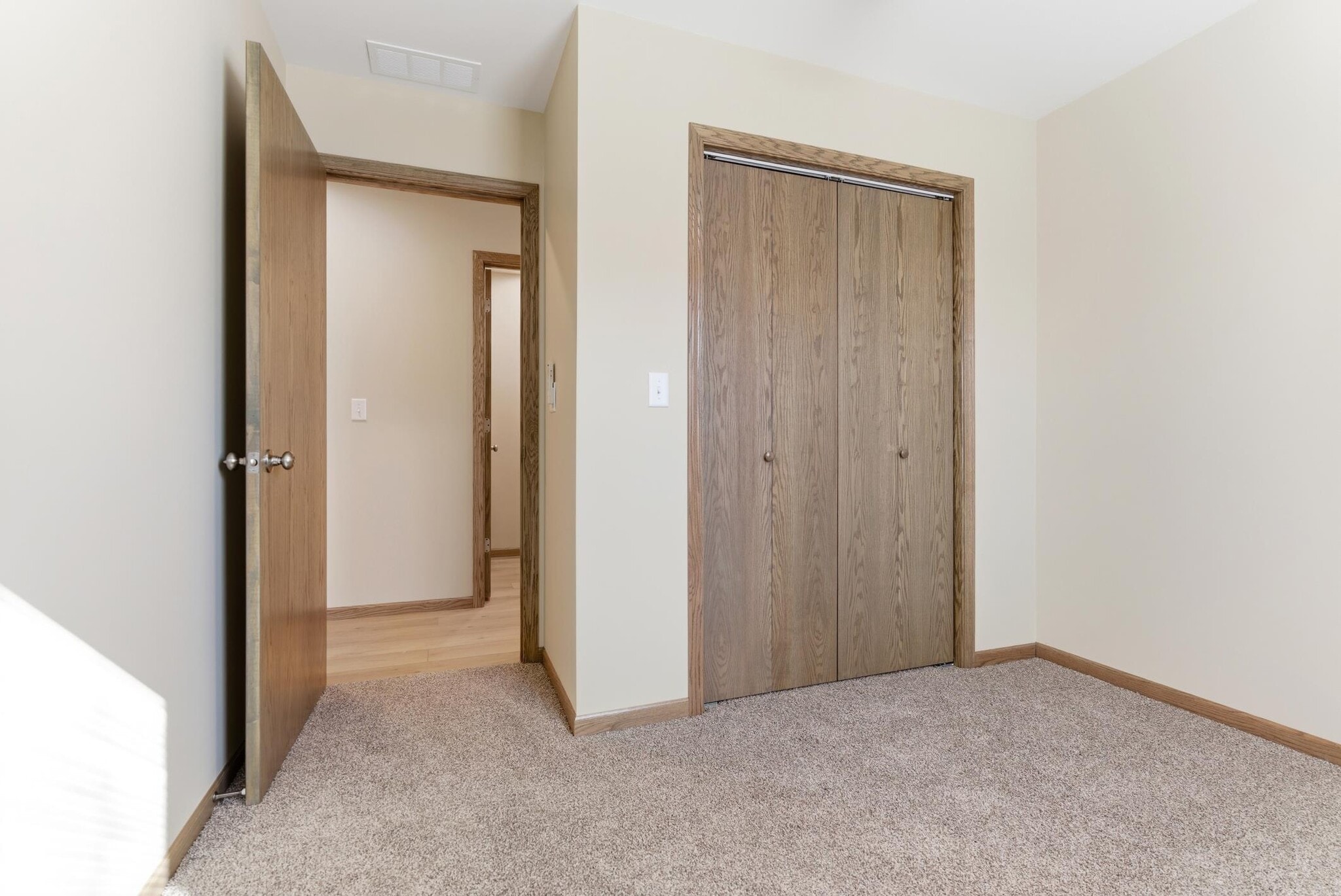 Building Photo - 313 E Martin St