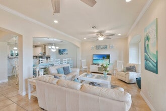 Building Photo - 660 Kara Dr