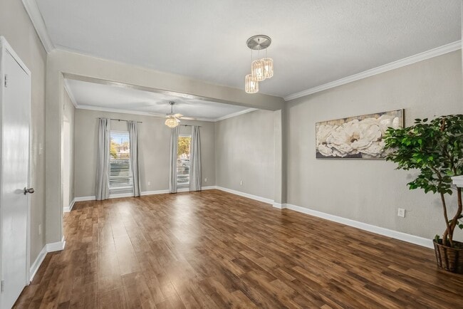 Building Photo - 1349 Mardi Ln