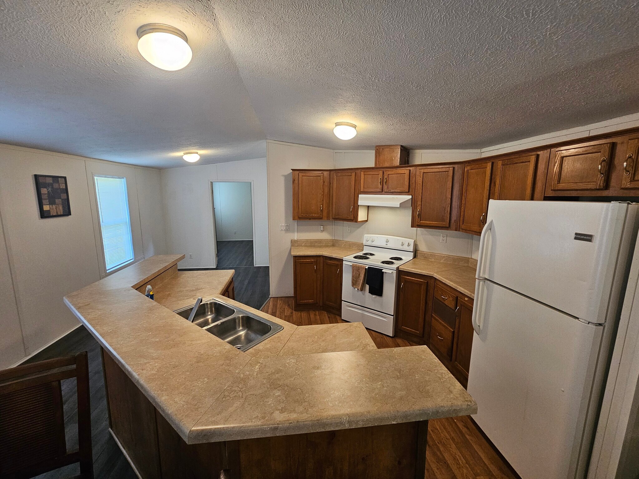 Building Photo - 1225 Osteen St