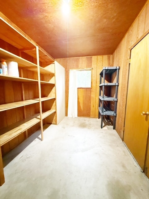 Building Photo - 7515 Grahns Ln NE