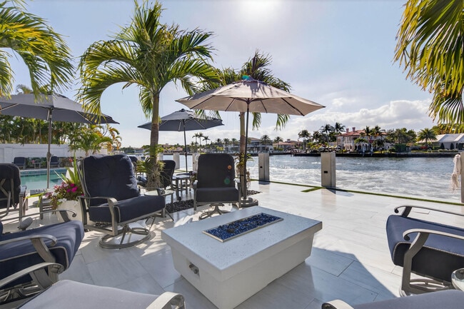 Building Photo - 3109 NE 42nd Ct