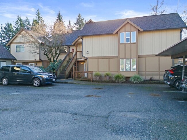 Building Photo - Light & Airy 2-Bedroom Tumwater Apartment with Pool, Covered Parking & Full-Size W/D