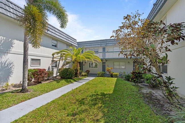 Building Photo - 212 Tuscany D