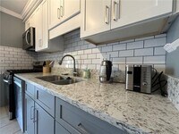 Building Photo - 336 Quail Run