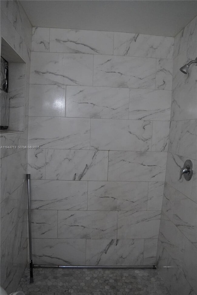 Building Photo - 4370 NW 174th Dr