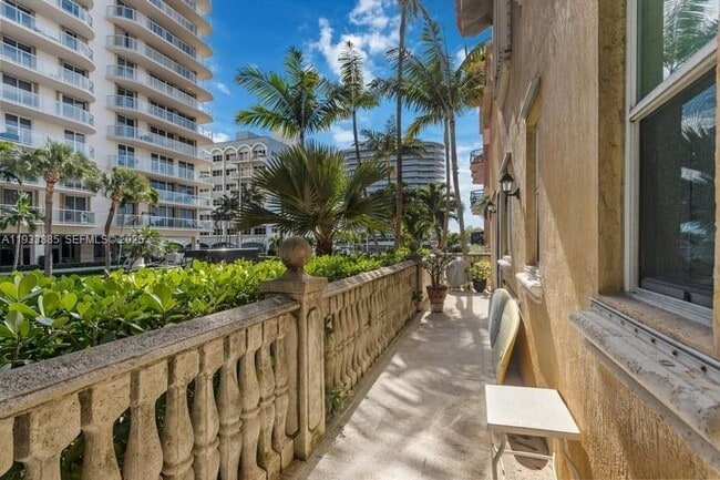 Building Photo - 8888 Collins Ave