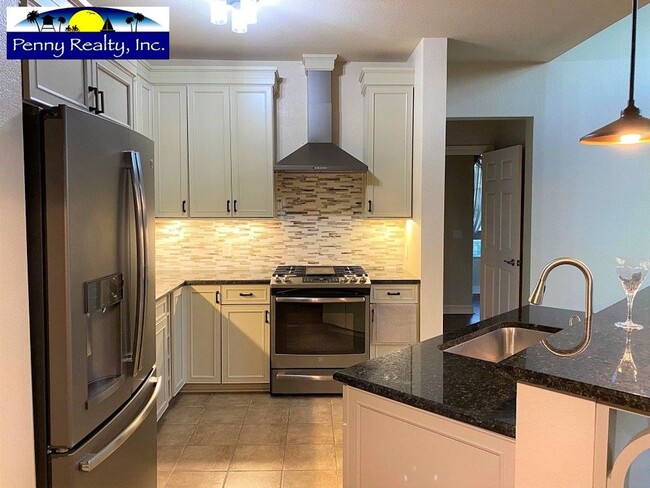 Building Photo - 2 Bedroom  2 Bath plus Loft with Breathtak...