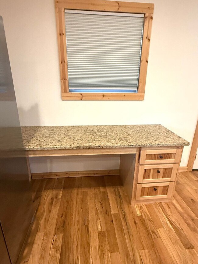 Building Photo - Sandy Gap Cabin