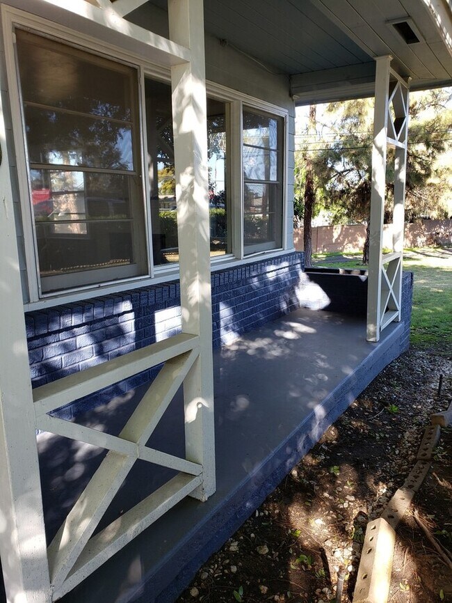 Building Photo - Charming Lemon Grove home!