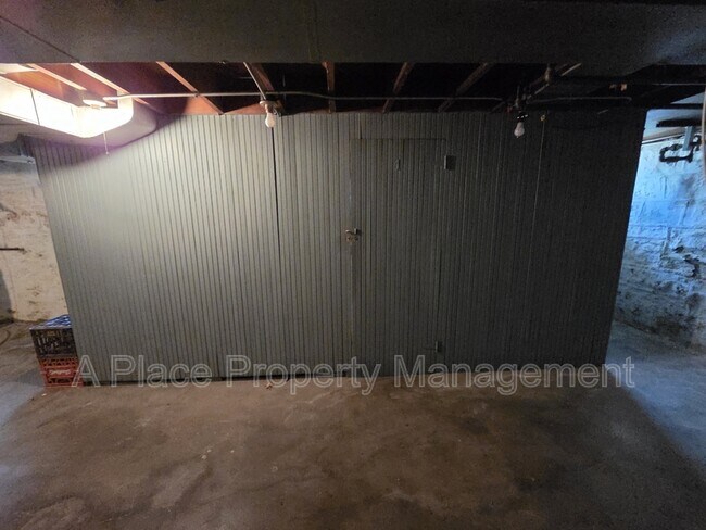 Building Photo - 5001-5003 Miami Street - 1E
