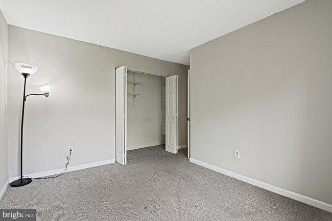 Building Photo - 1119 Shannon Pl