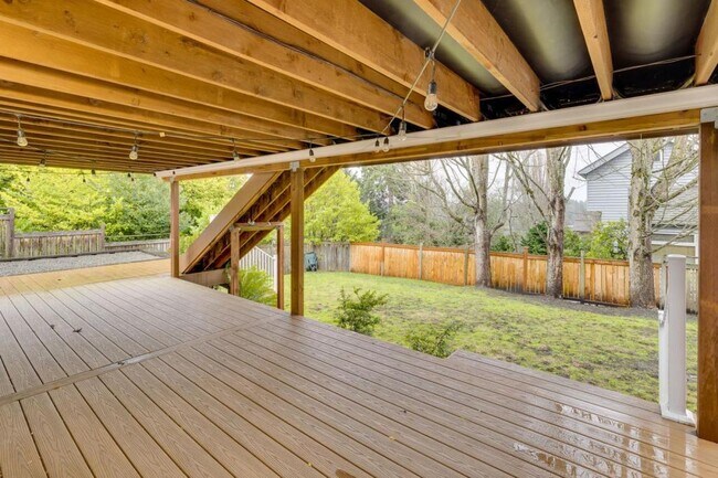 Building Photo - 1703 NE 91st St