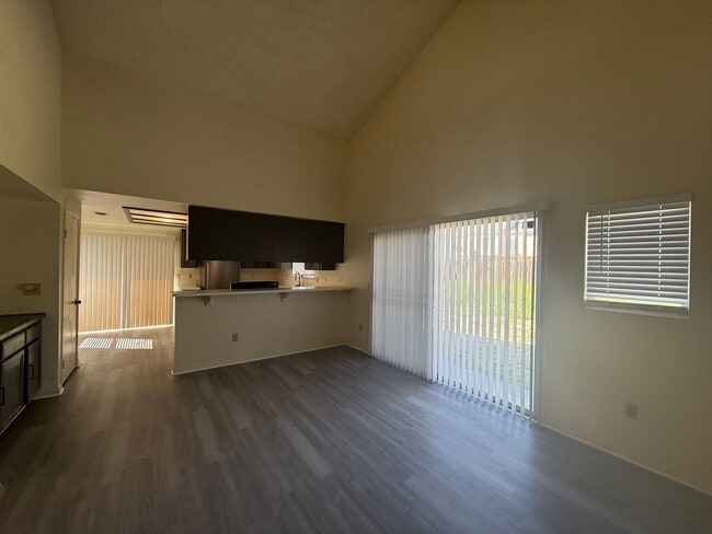 Building Photo - Available Now! Lancaster 4 Bed + 3 Bath