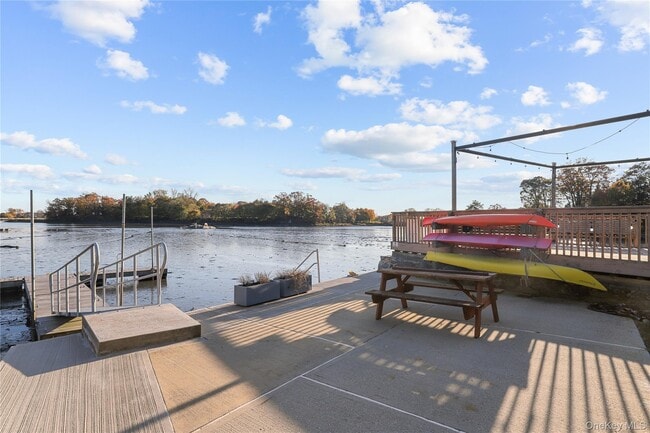 Building Photo - 63 Seaview Ave