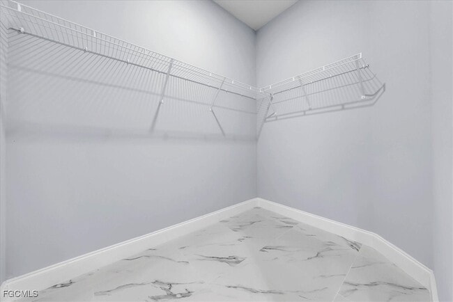 Building Photo - 3708 27th St SW