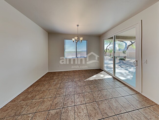Building Photo - 14376 N Bannerstone Ct