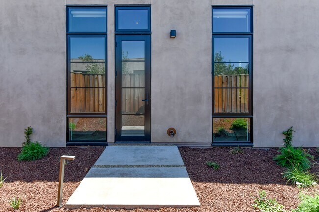 Building Photo - Discover NapaLuxe, A Newly Constructed Pri...
