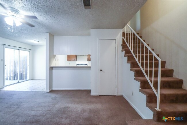 Building Photo - 1105 Covey Ln