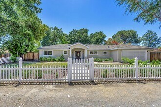 Building Photo - Wow! What a Great Home! SHORT TERM LEASE T...