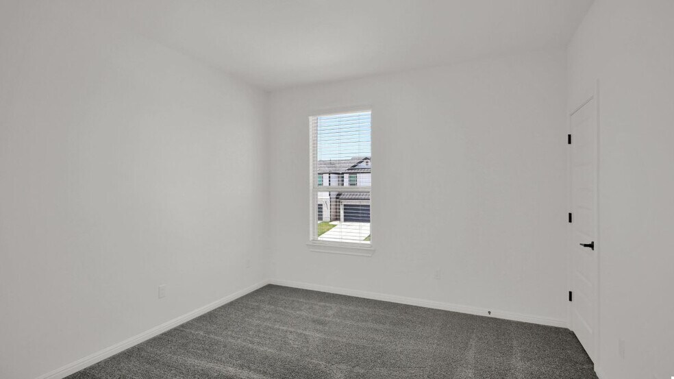Building Photo - 2725 Woodall Dr