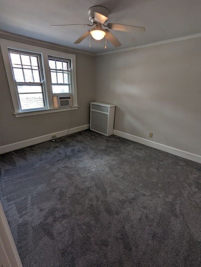 Building Photo - 1307 Paxton Ave