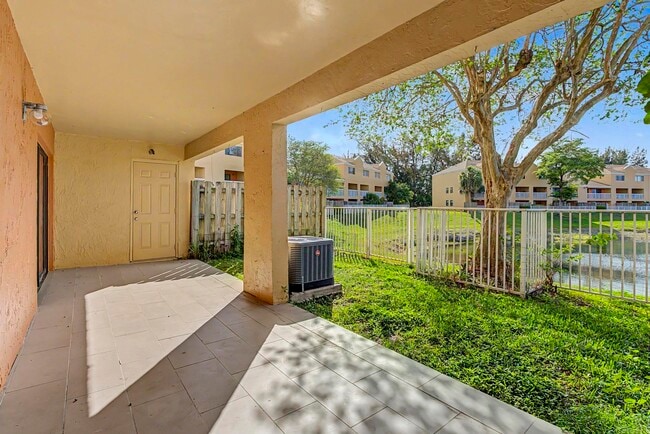 Building Photo - 5200 NW 31st Ave