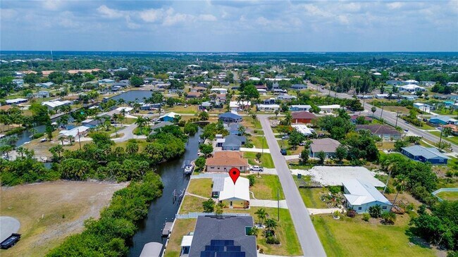 Building Photo - 644 Bonita Ct