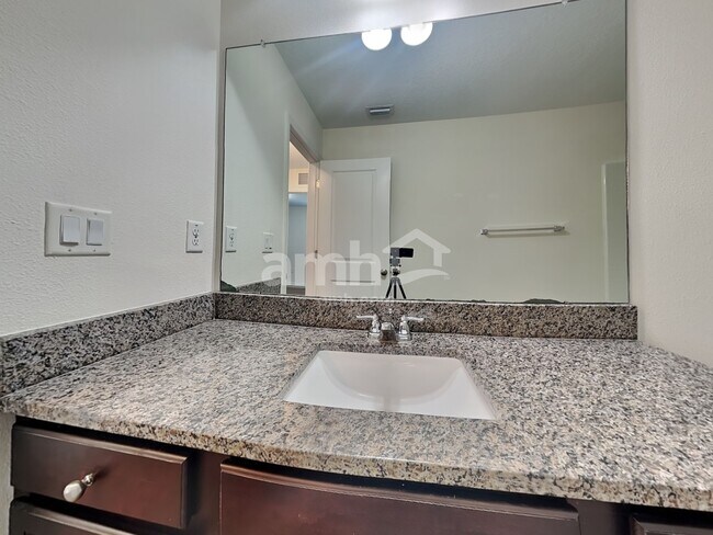 Building Photo - 8716 Layalie Way