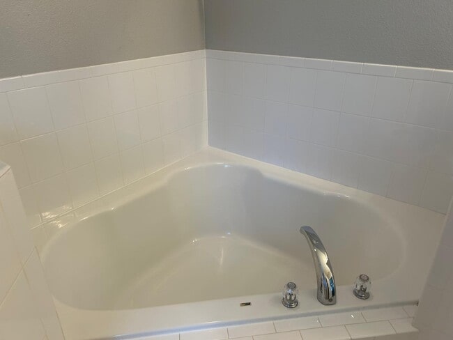 Building Photo - 4630 Portage Trail