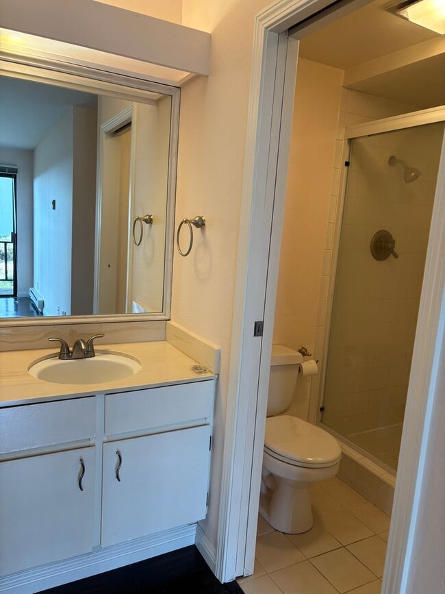Building Photo - Great Condo Pebble Beach with Ocean Views