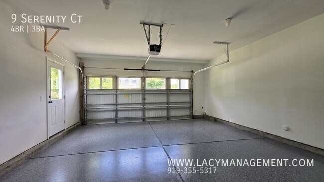 Building Photo - 9 Serenity Ct
