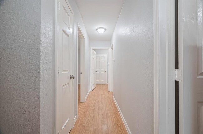 Building Photo - 18139 Flower Grove Ct
