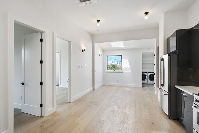 Building Photo - 2734 20th St