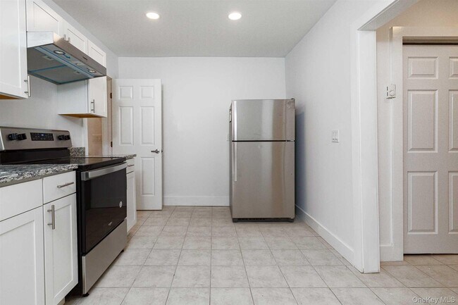 Building Photo - 681 NY-216