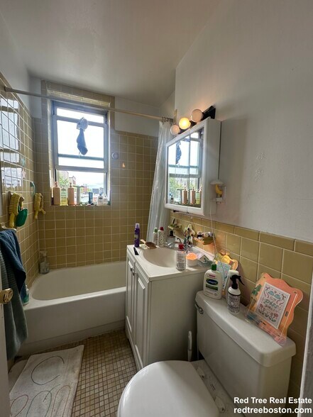 Building Photo - 20 Colborne Rd