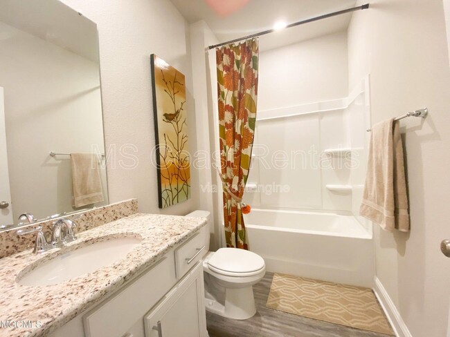 Building Photo - 5504 Leeds Ln