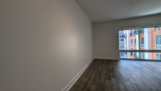 Building Photo - Epic REA - Spacious & Open floor plan 1BR +1BA in the Rincon Hill neighborhood