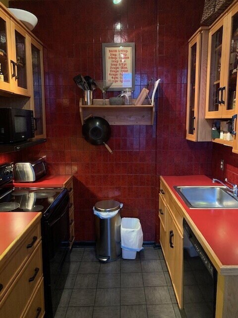 Building Photo - 1202 Penn St